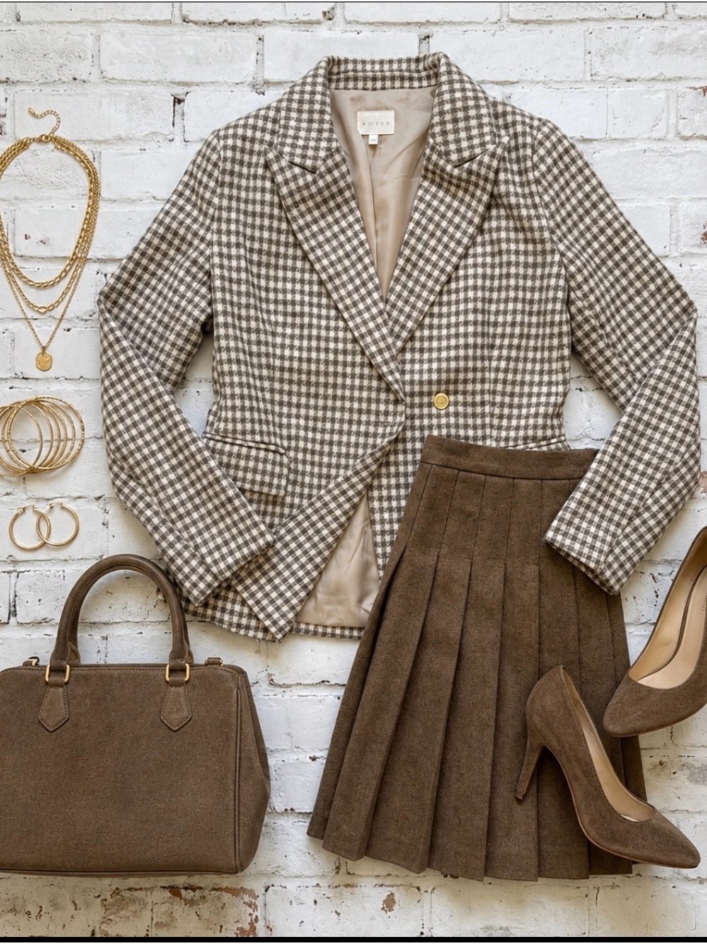 Houndstooth Button-Front Blazer in Cream and Brown